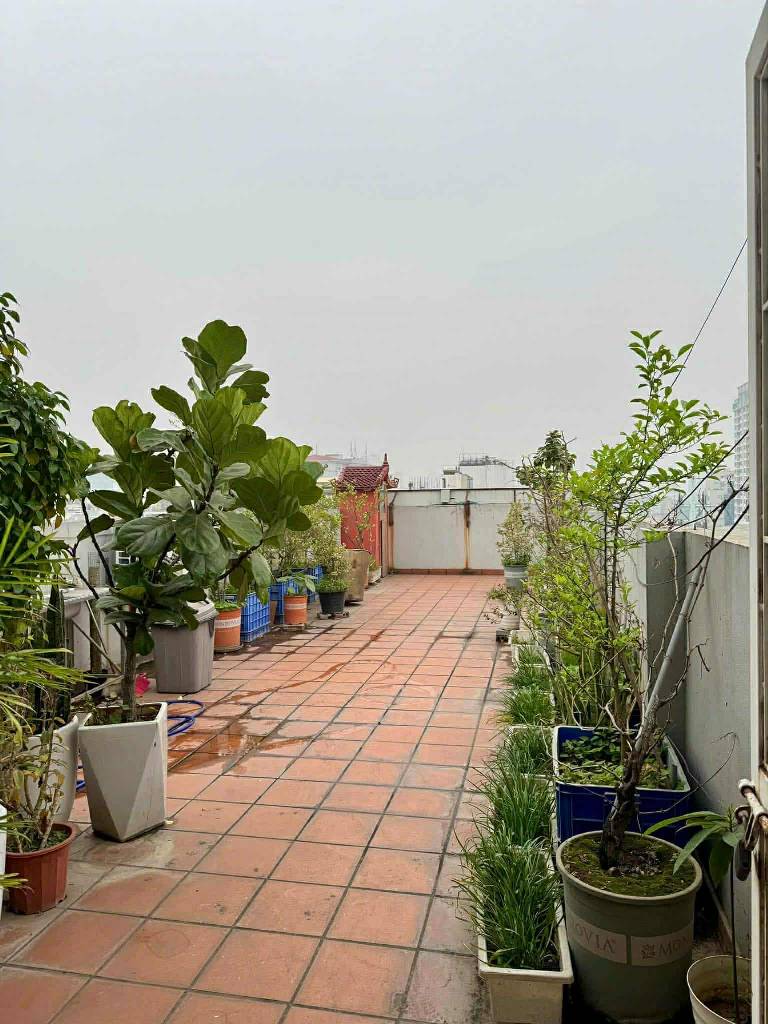 Bán nhà Đê La Thành - diện tích 85m2 7 tầng - Mặt phố - giá 55,5 tỷ