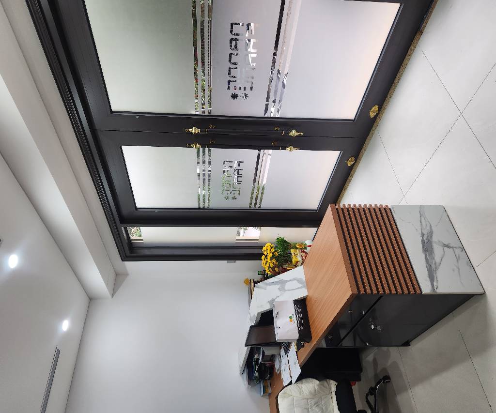 Bán nhà Nguyễn Xiển - diện tích 128m2 6 tầng - Lô góc xẻ khe, thang máy - giá 44,5 tỷ