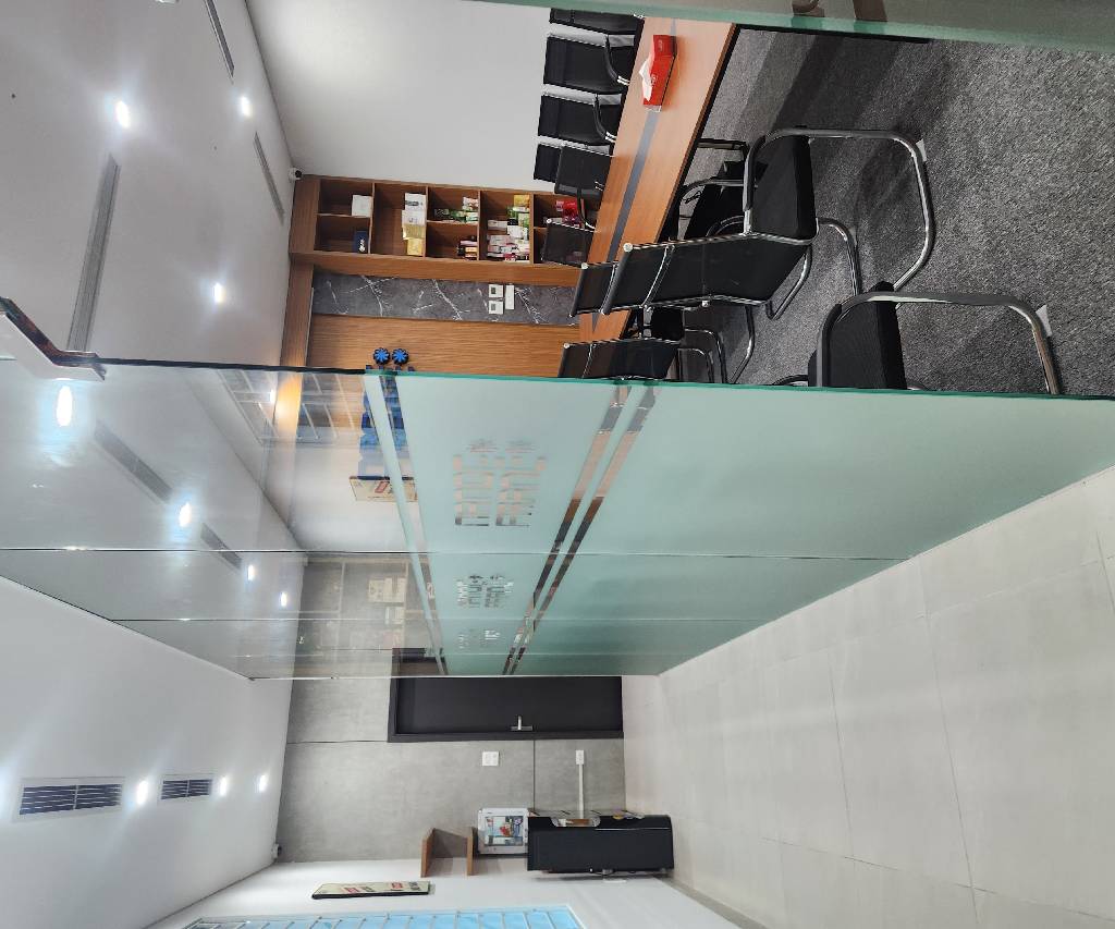 Bán nhà Nguyễn Xiển - diện tích 128m2 6 tầng - Lô góc xẻ khe, thang máy - giá 44,5 tỷ