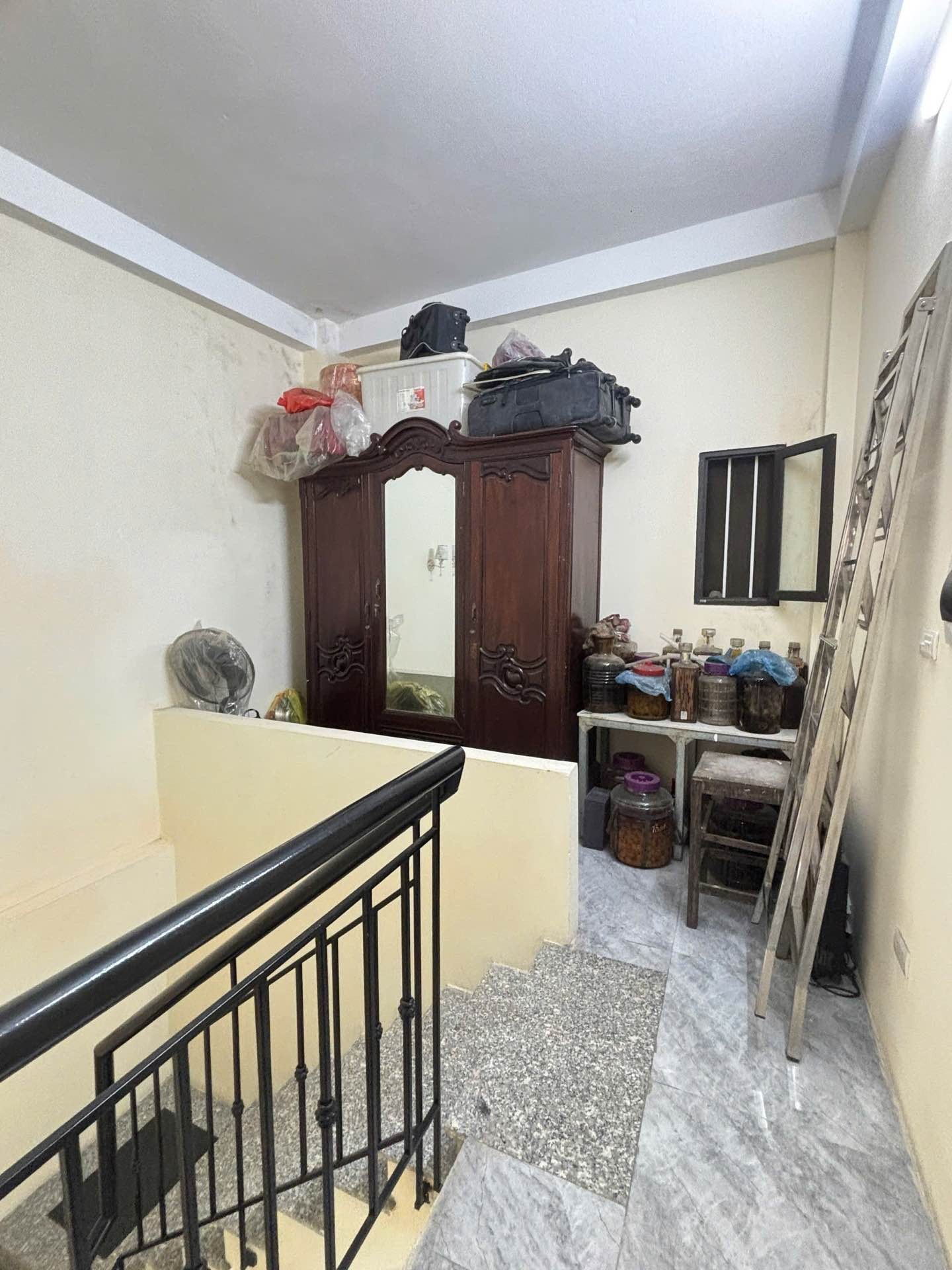 Bán nhà Lê Thanh Nghị - diện tích 73m2 4 tầng - Nhà ra phố - giá 31 tỷ