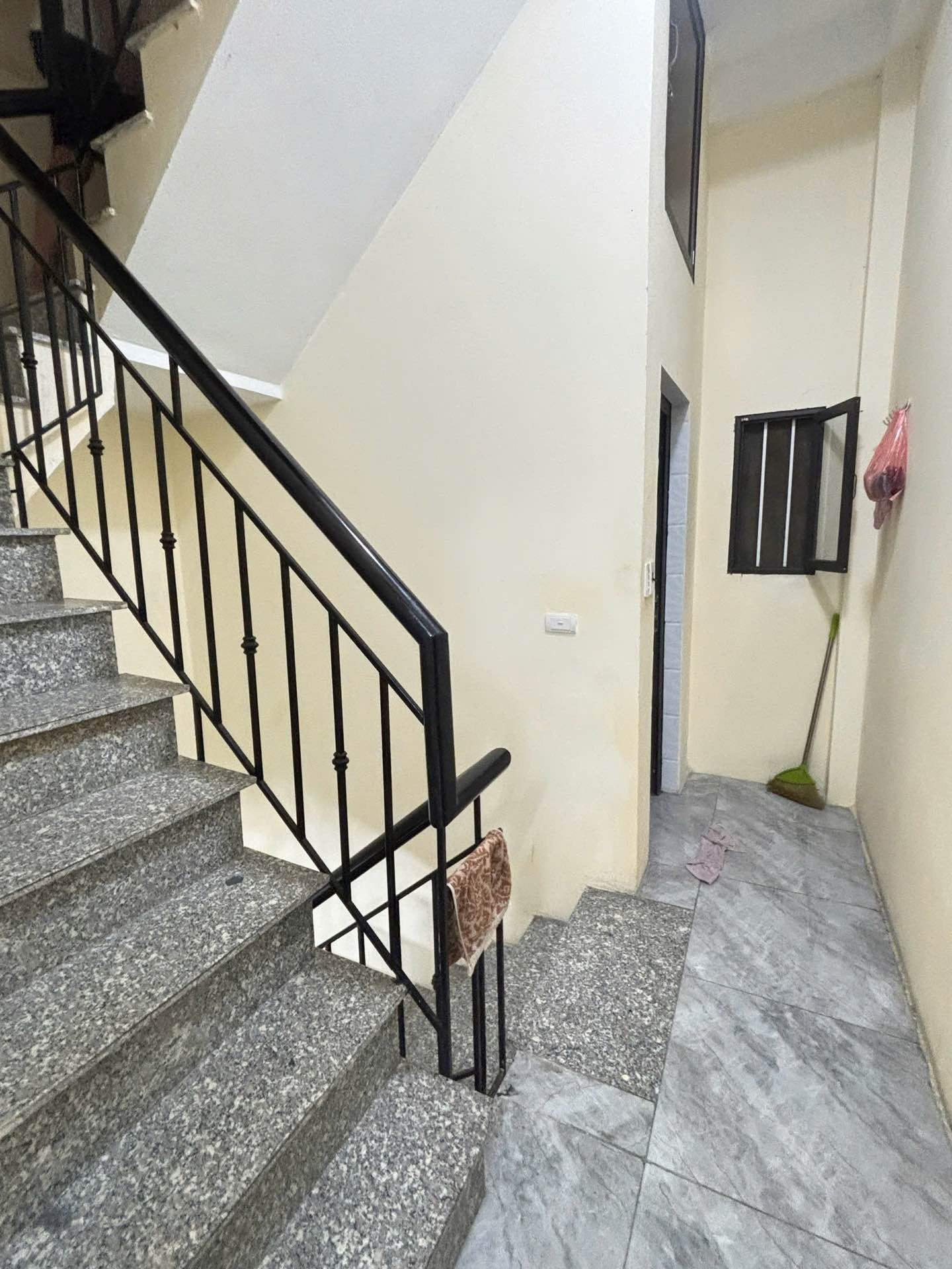 Bán nhà Lê Thanh Nghị - diện tích 73m2 4 tầng - Nhà ra phố - giá 31 tỷ