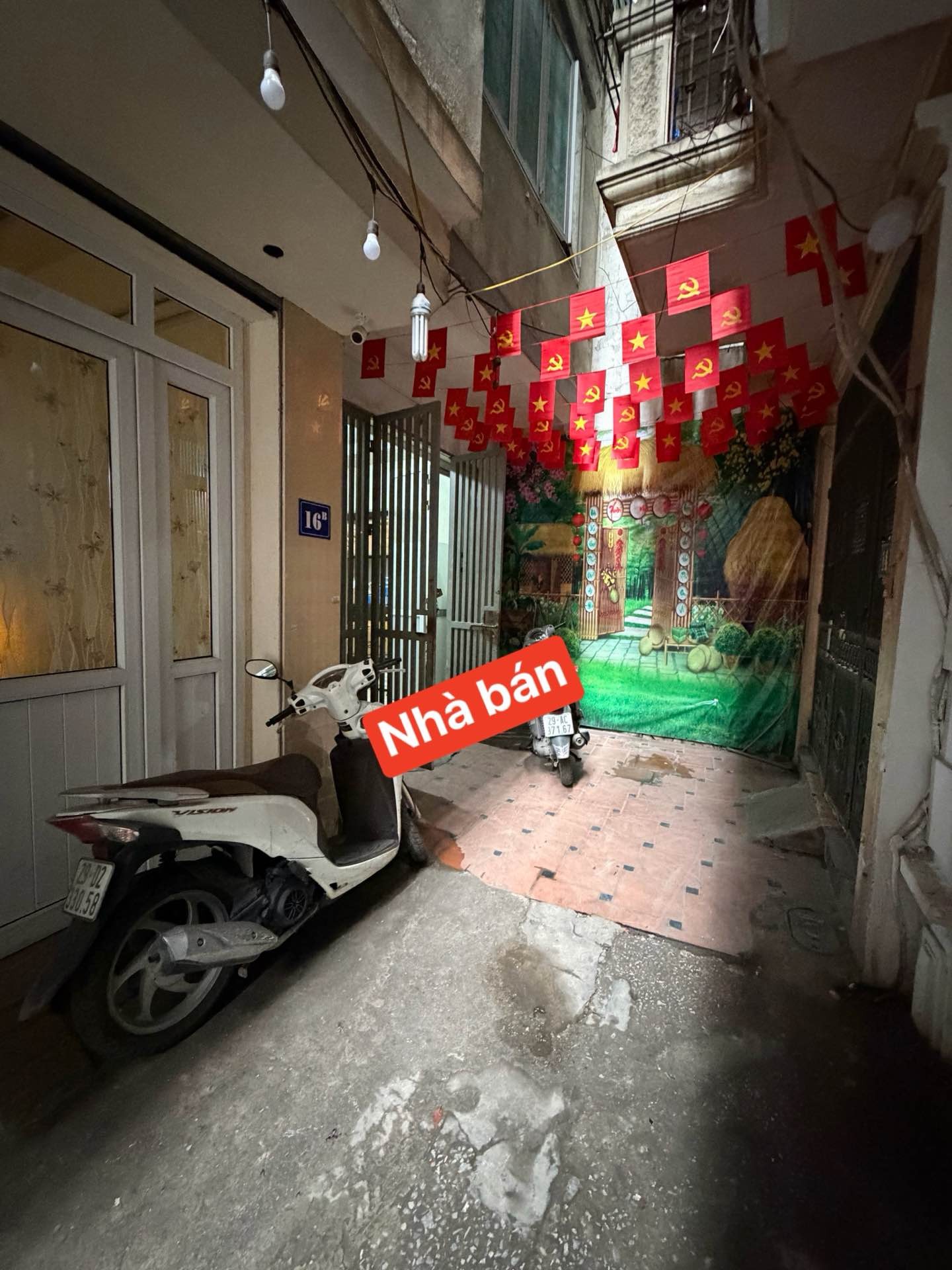Bán nhà Hoàng Mai - diện tích 42m2 5 tầng - Sổ đỏ chính chủ - giá 7,5 tỷ