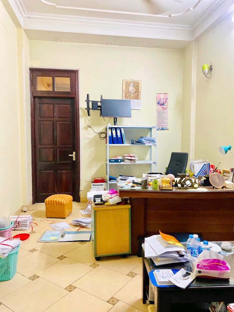 Bán nhà Nguyễn Lương Bằng - diện tích 81.6m2 5 tầng - MẶT PHỐ TRUNG TÂM - giá 33 tỷ