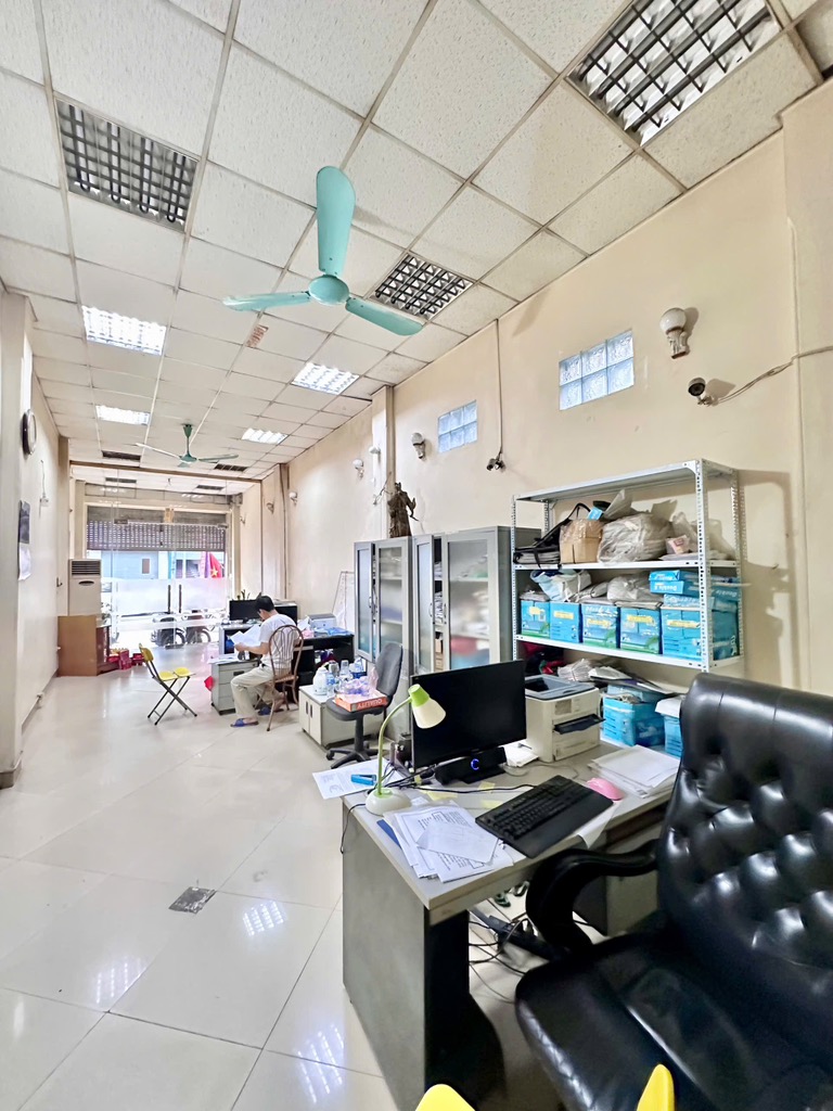 Bán nhà Nguyễn Lương Bằng - diện tích 81.6m2 5 tầng - MẶT PHỐ TRUNG TÂM - giá 33 tỷ