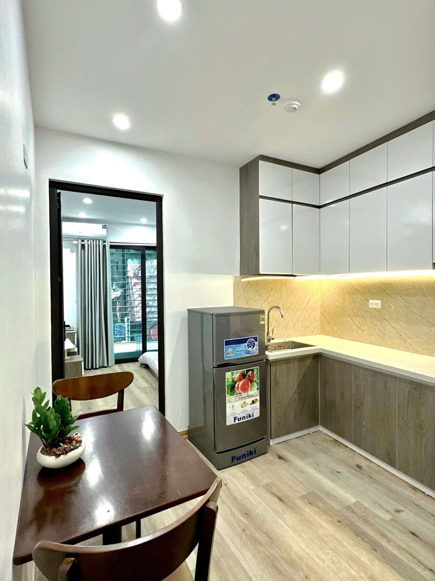 Bán nhà Láng - diện tích 124m2 6 tầng - Lô góc 2 mặt thoáng - giá 31 tỷ