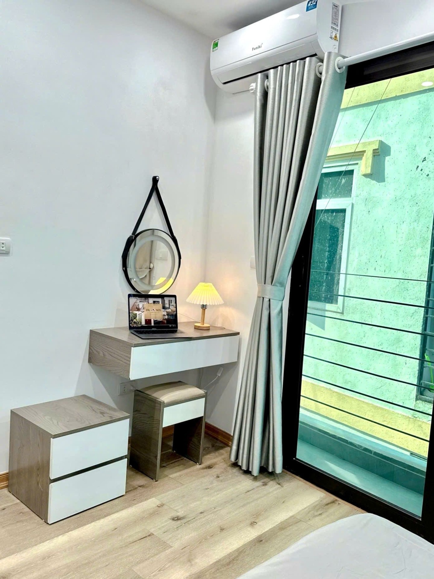 Bán nhà Láng - diện tích 124m2 6 tầng - Lô góc 2 mặt thoáng - giá 31 tỷ