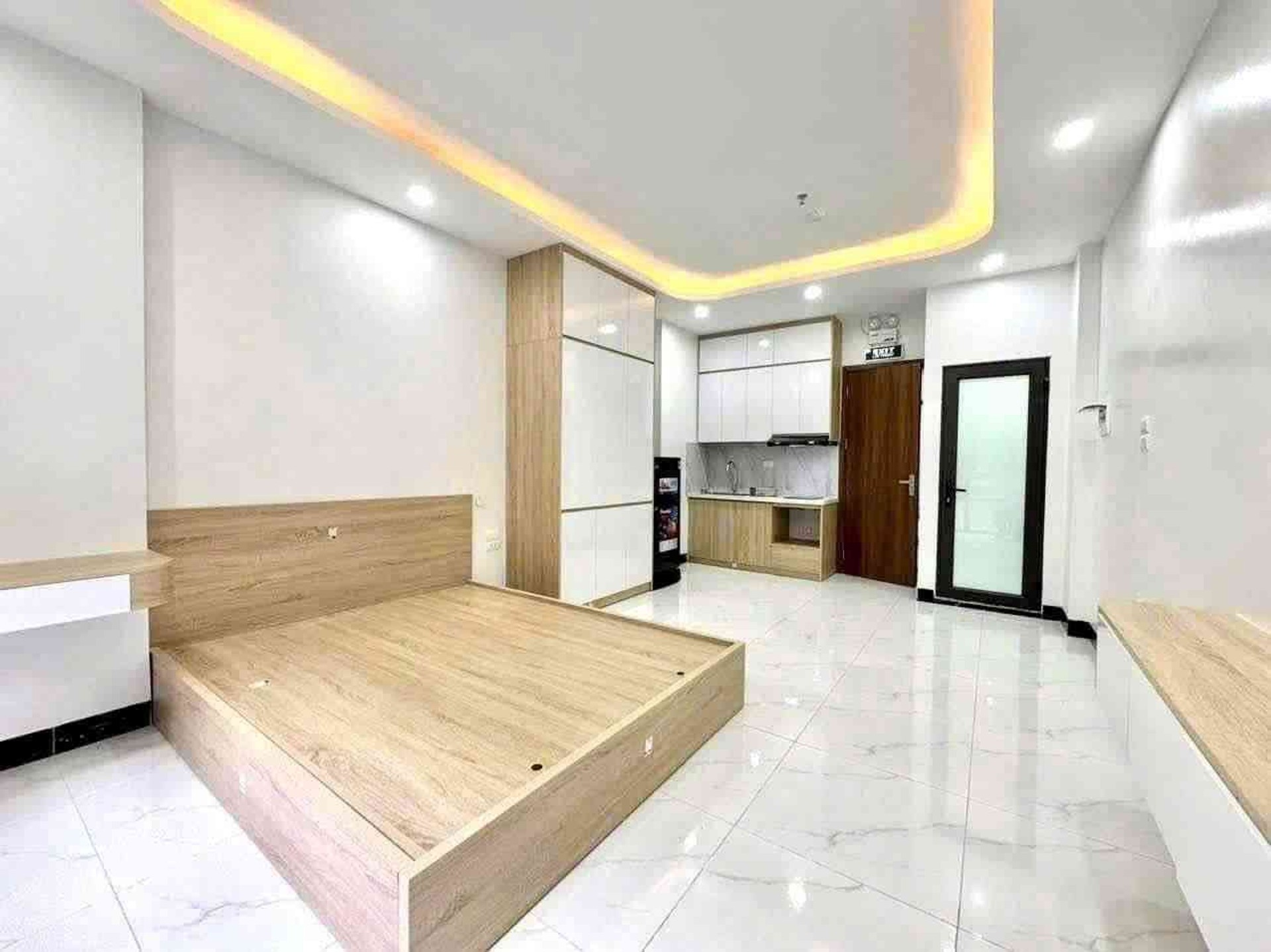 Bán nhà Hoàng Mai - diện tích 57m2 6 tầng - Thang máy - giá 19,5 tỷ