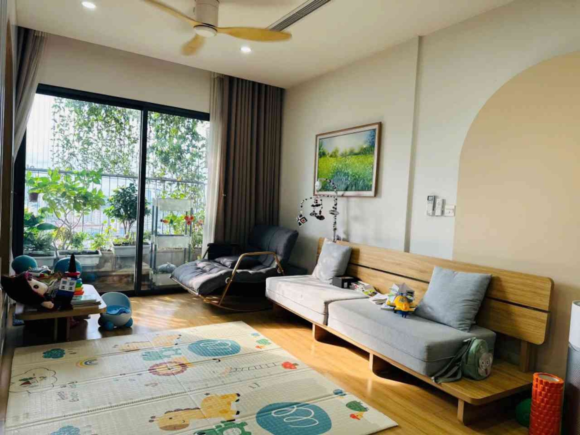 Bán nhà Tân Mai - diện tích 110m2 21 tầng - Lô góc - giá 10,9 tỷ