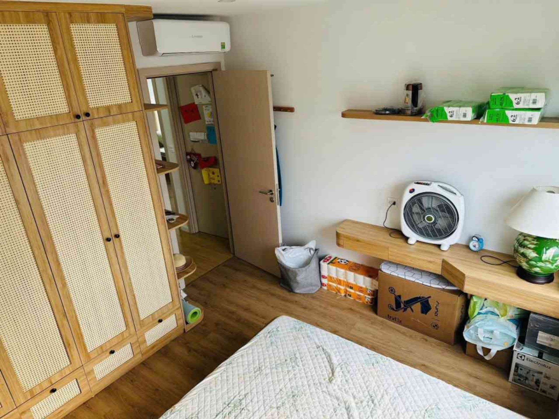 Bán nhà Tân Mai - diện tích 110m2 21 tầng - Lô góc - giá 10,9 tỷ