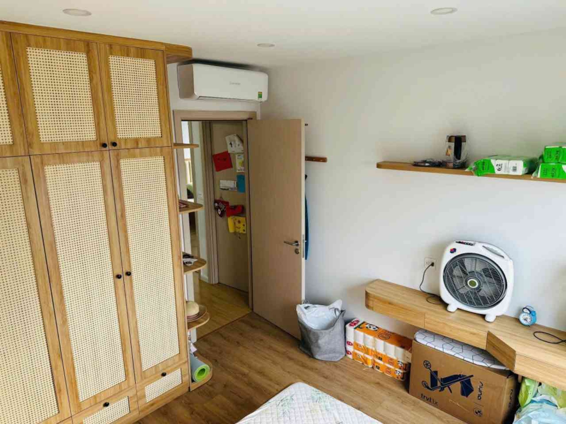 Bán nhà Tân Mai - diện tích 110m2 21 tầng - Lô góc - giá 10,9 tỷ