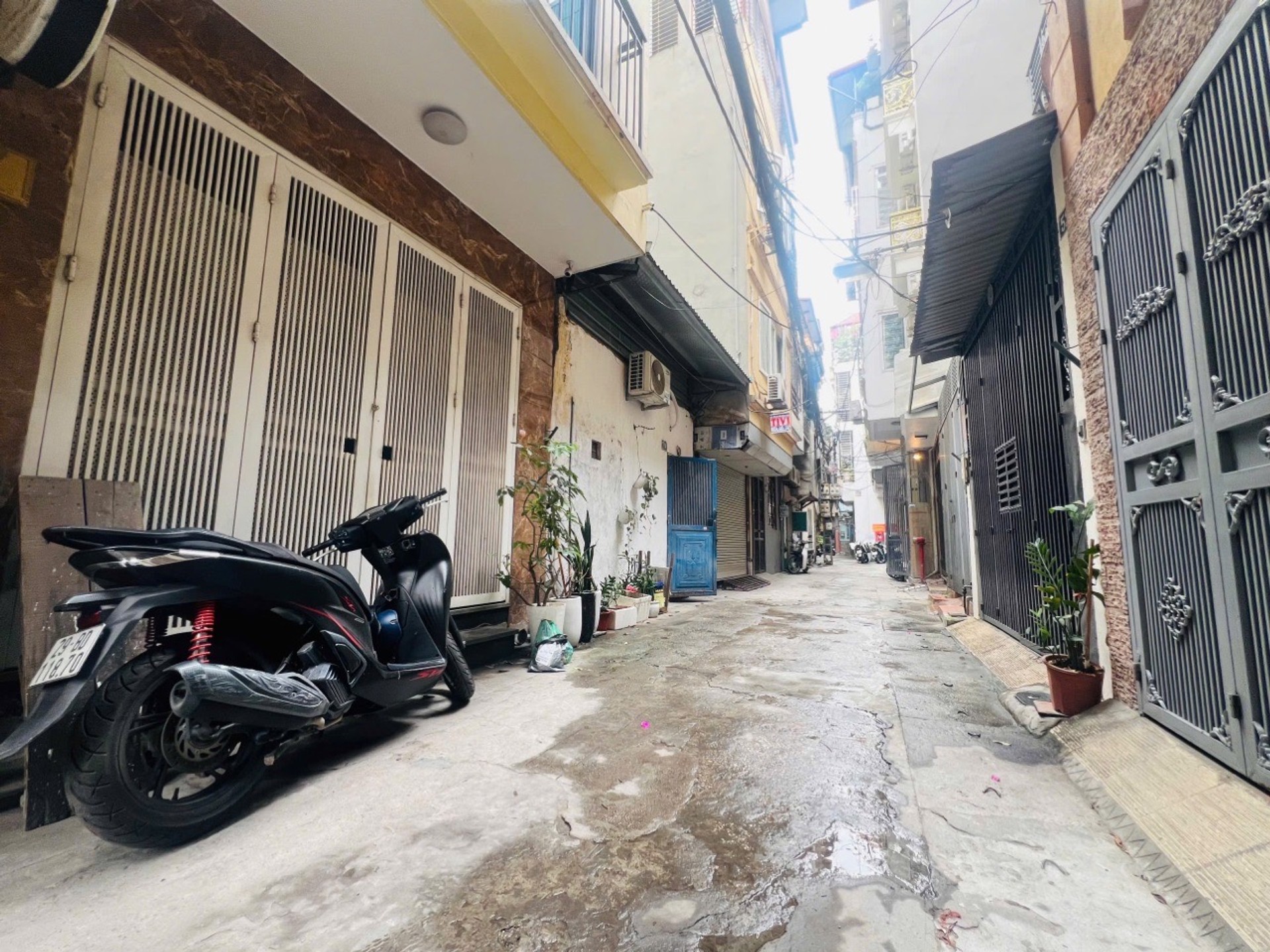 Bán nhà Phố 8/3 - diện tích 24m2 5 tầng - Sổ đỏ chính chủ - giá 7,6 tỷ