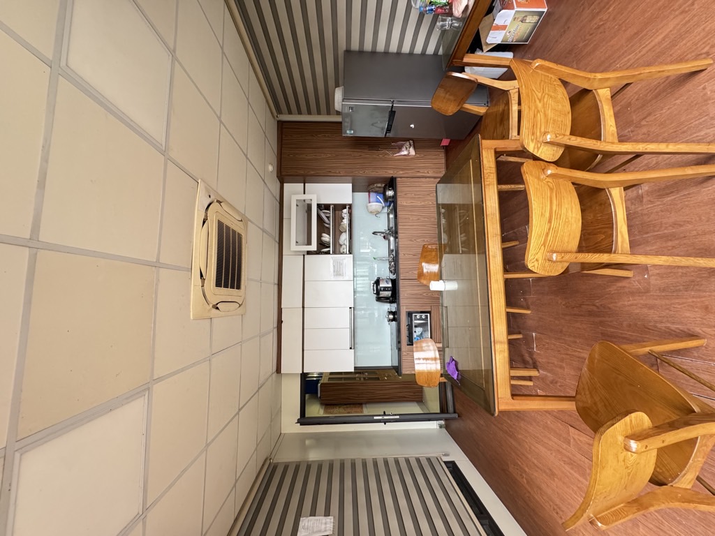 Bán nhà Hoàng Văn Thái - diện tích 89m2 5 tầng - Mặt phố - giá 44 tỷ