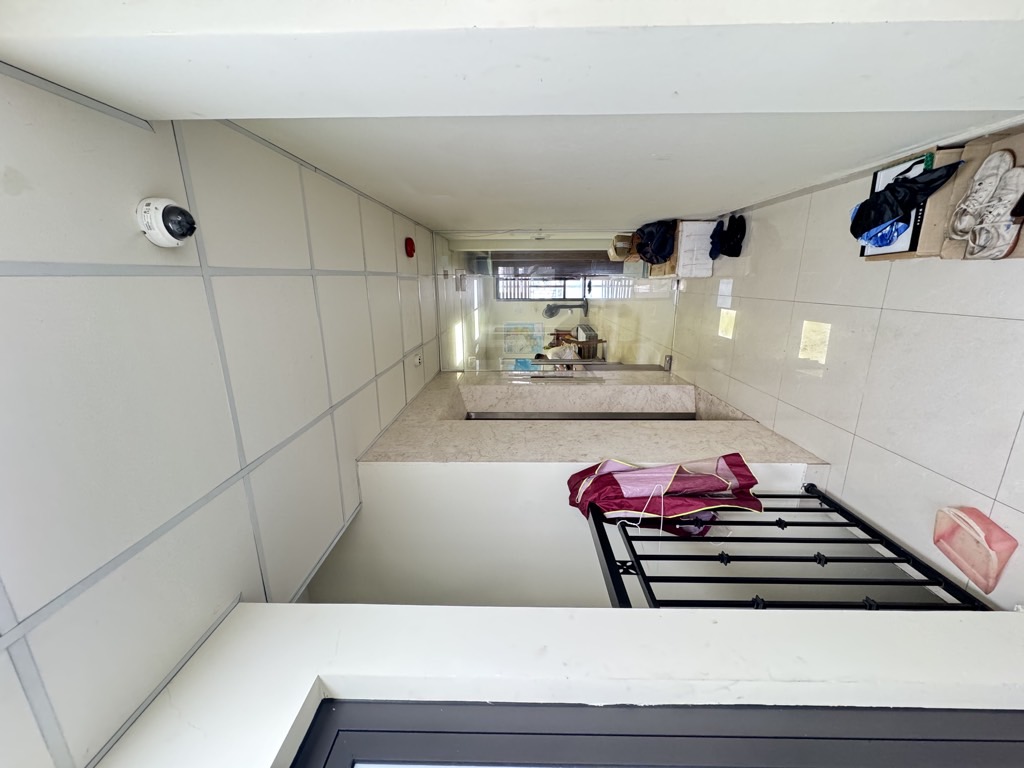 Bán nhà Hoàng Văn Thái - diện tích 89m2 5 tầng - Mặt phố - giá 44 tỷ