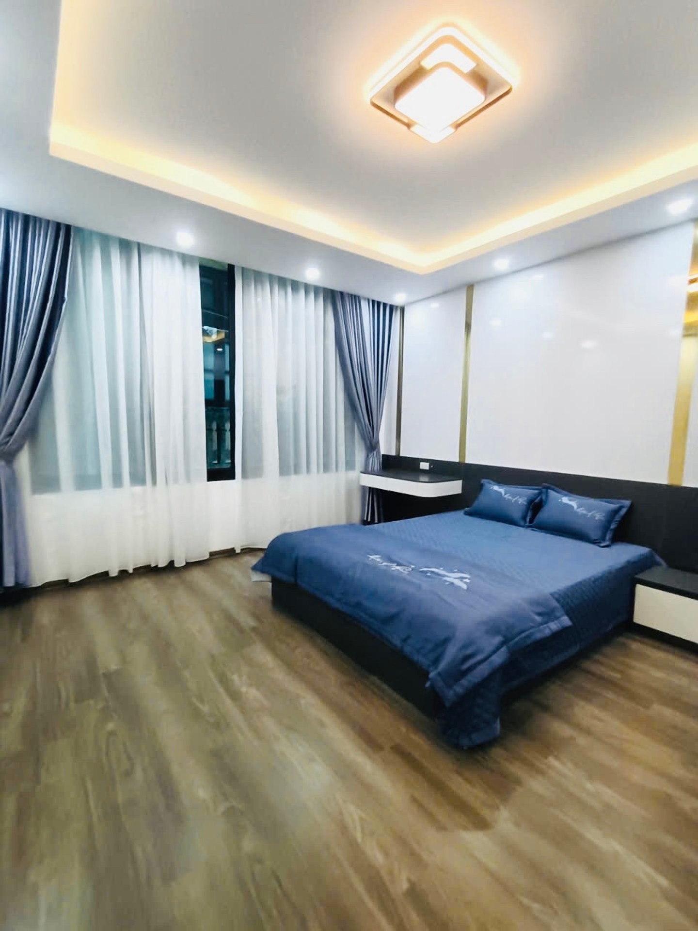 Bán nhà Lương Khánh Thiện - diện tích 27m2 5 tầng - Ô tô đỗ tận cổng - giá 9,15 tỷ