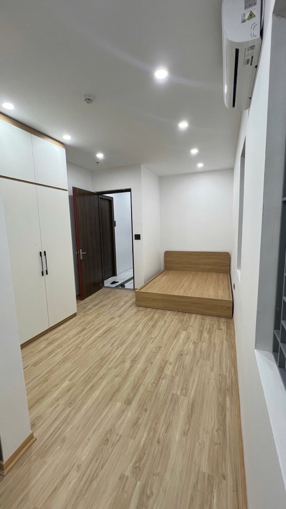 Bán nhà Giải Phóng - diện tích 145m2 5 tầng - Ô TÔ ĐỖ CỬA - giá 39,9 tỷ