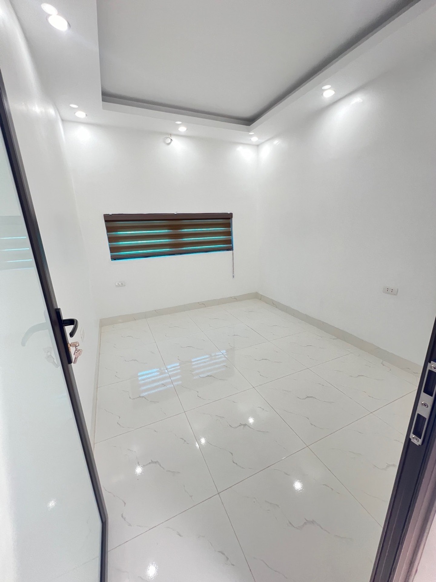 Bán nhà Vĩnh Hưng - diện tích 29m2 3 tầng - Nhà gần ô tô - giá 4,35 tỷ