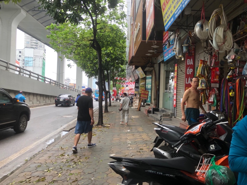 Bán nhà Trường Chinh - diện tích 34m2 7 tầng - Mặt phố lô góc - giá 30,5 tỷ