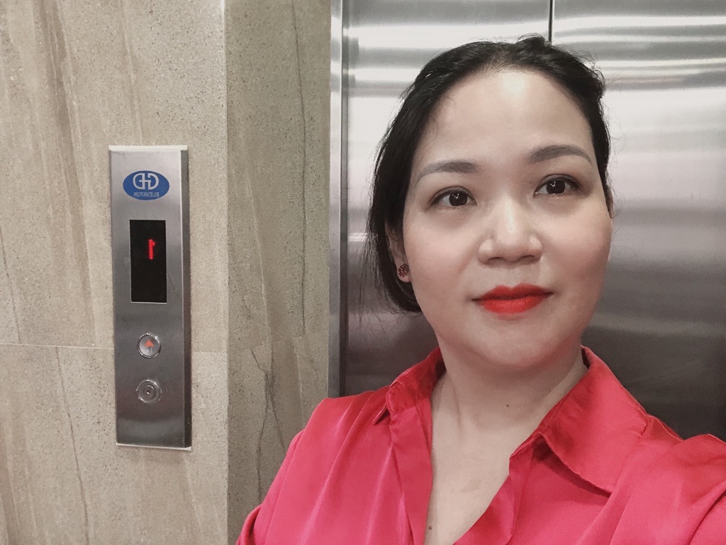 Bán nhà Trường Chinh - diện tích 34m2 7 tầng - Mặt phố lô góc - giá 30,5 tỷ