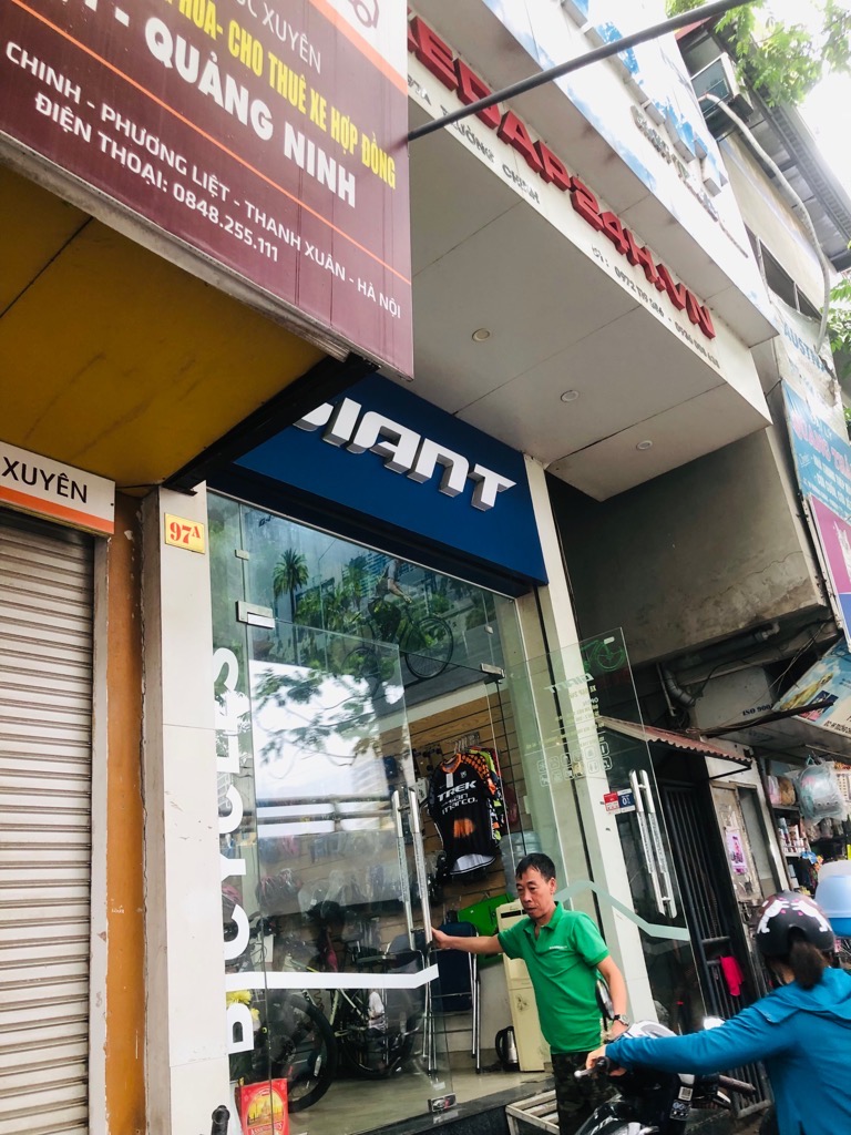 Bán nhà Trường Chinh - diện tích 34m2 7 tầng - Mặt phố lô góc - giá 30,5 tỷ