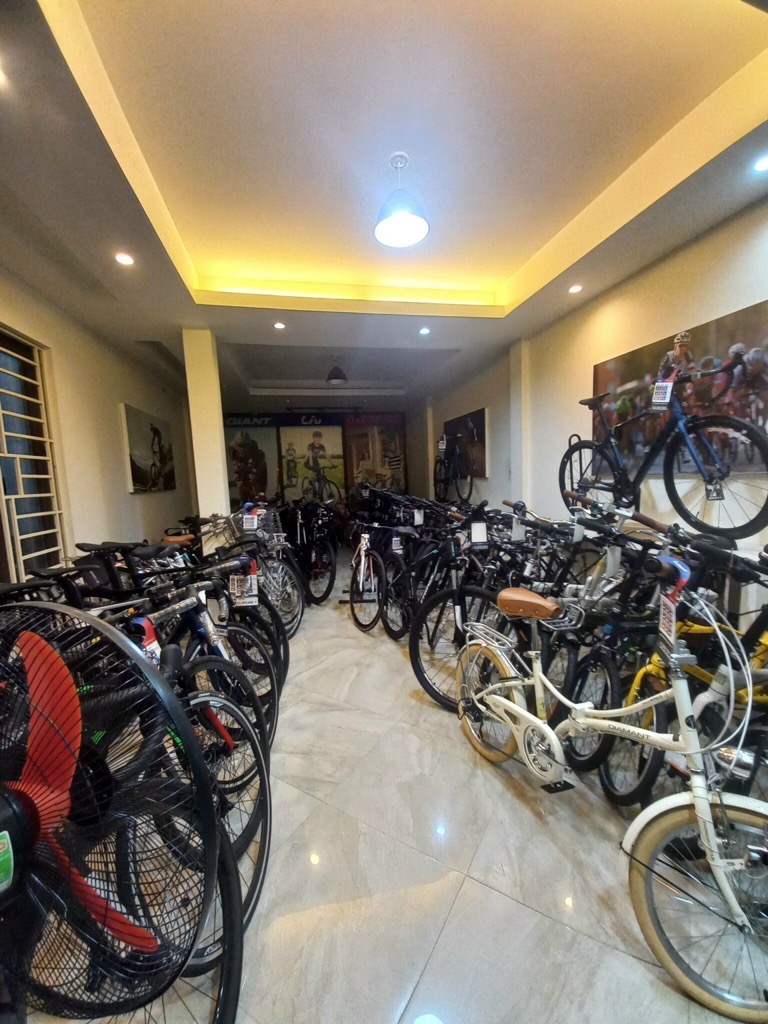 Bán nhà Trường Chinh - diện tích 34m2 7 tầng - Mặt phố lô góc - giá 30,5 tỷ