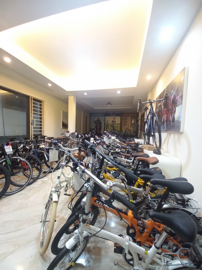 Bán nhà Trường Chinh - diện tích 34m2 7 tầng - Mặt phố lô góc - giá 30,5 tỷ