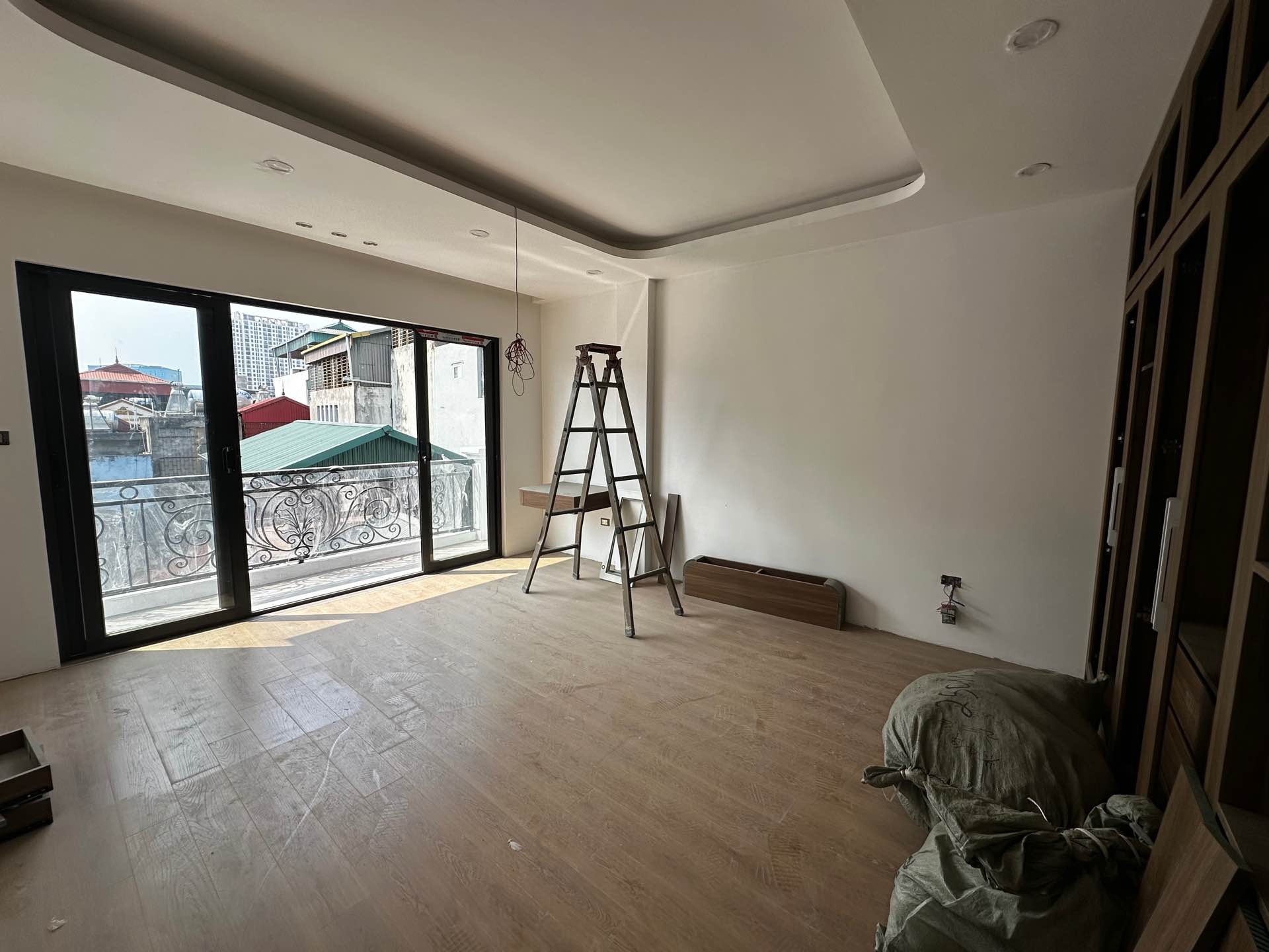 Bán nhà Giáp Nhị - diện tích 75m2 8 tầng - Ô TÔ VÀO NHÀ - giá 25 tỷ