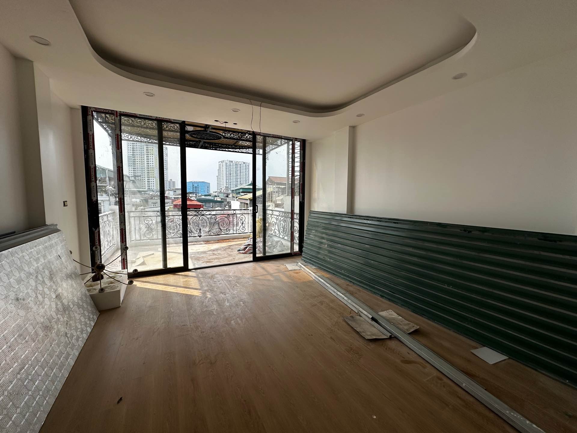 Bán nhà Giáp Nhị - diện tích 75m2 8 tầng - Ô TÔ VÀO NHÀ - giá 25 tỷ