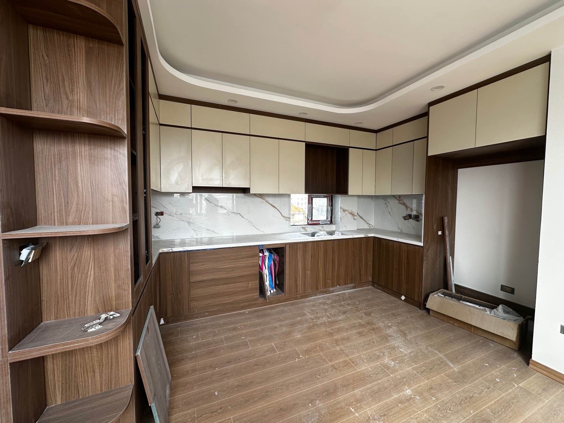 Bán nhà Giáp Nhị - diện tích 75m2 8 tầng - Ô TÔ VÀO NHÀ - giá 25 tỷ