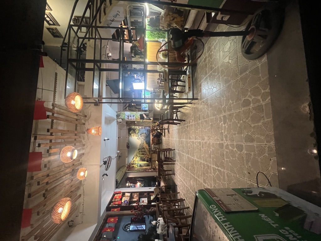 Bán nhà Nguyên Hồng - diện tích 73.6m2 5 tầng - LOGOG 2 MẶT TIỀN ĐỀU VỈA HÈ VÀ OTO TRÁNH - giá 59,5 tỷ