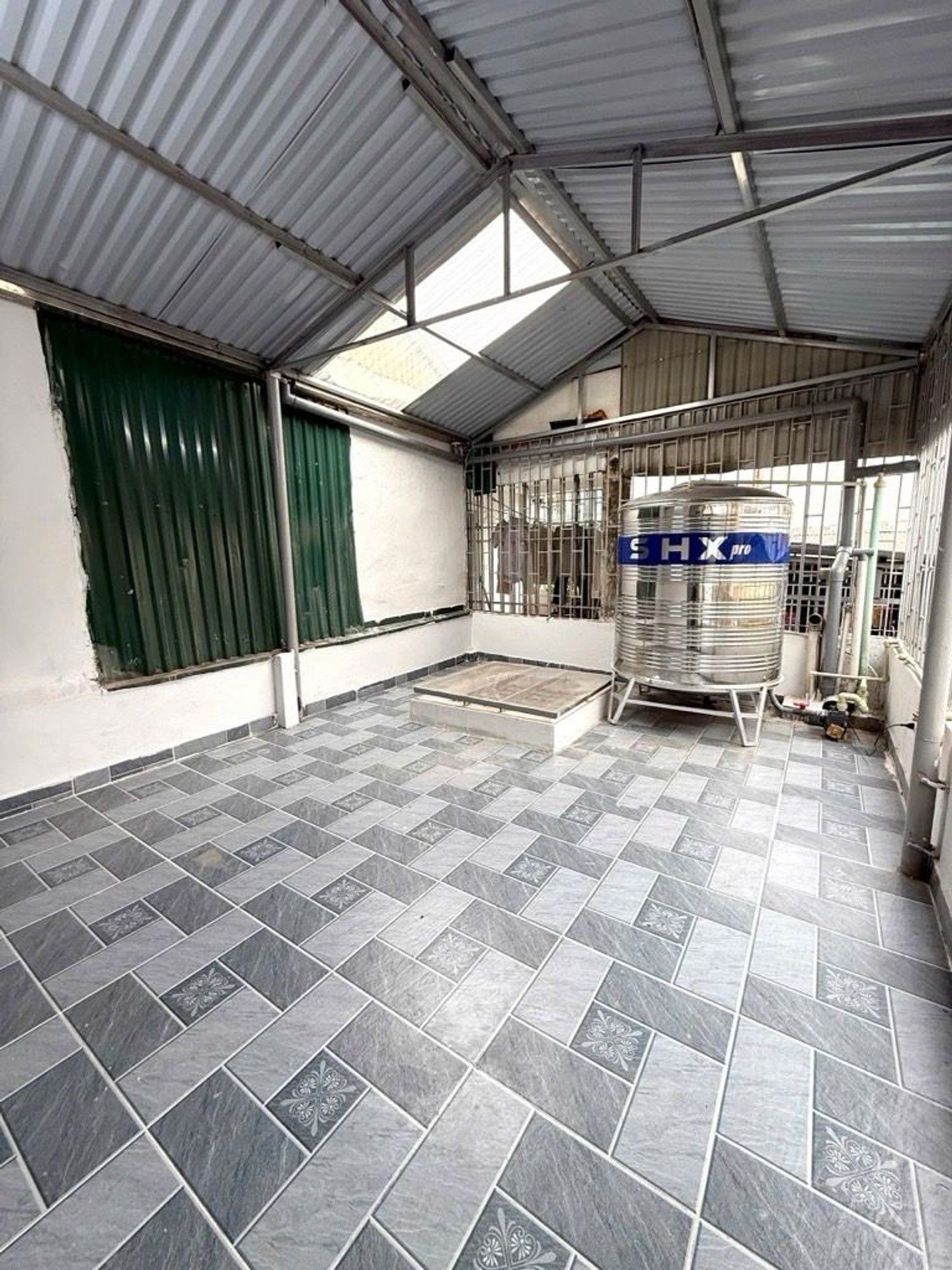 Bán nhà Định Công Thượng - diện tích 31m2 5 tầng - ô tô đỗ cửa - giá 8,3 tỷ