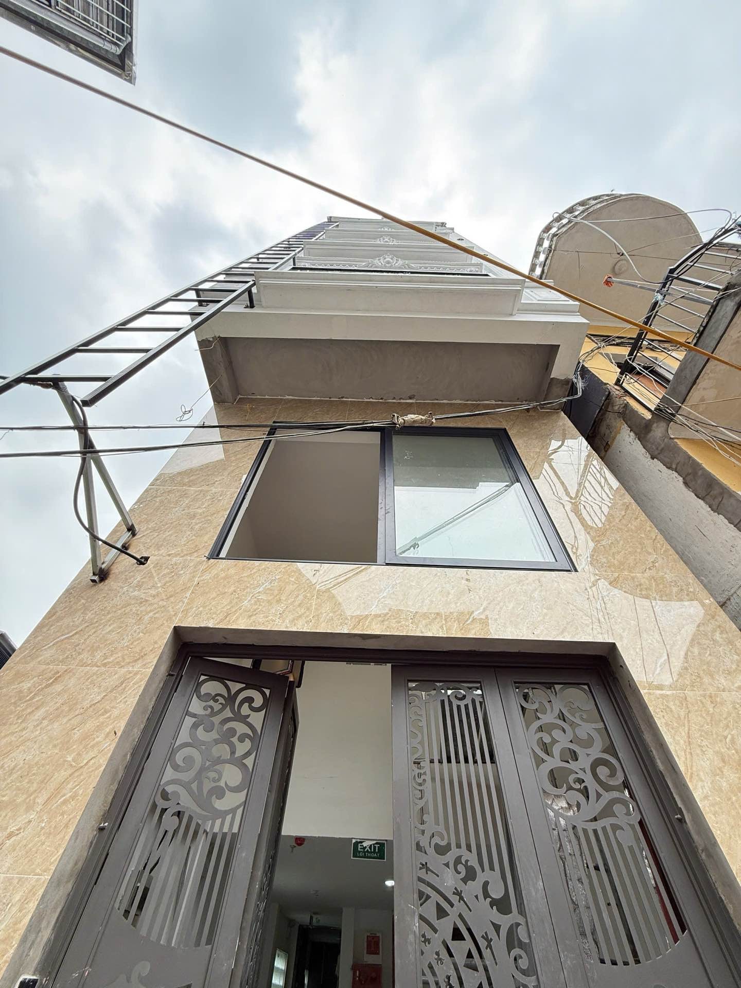Bán nhà Kim Ngưu - diện tích 69m2 6 tầng - Thang máy - giá 13,9 tỷ