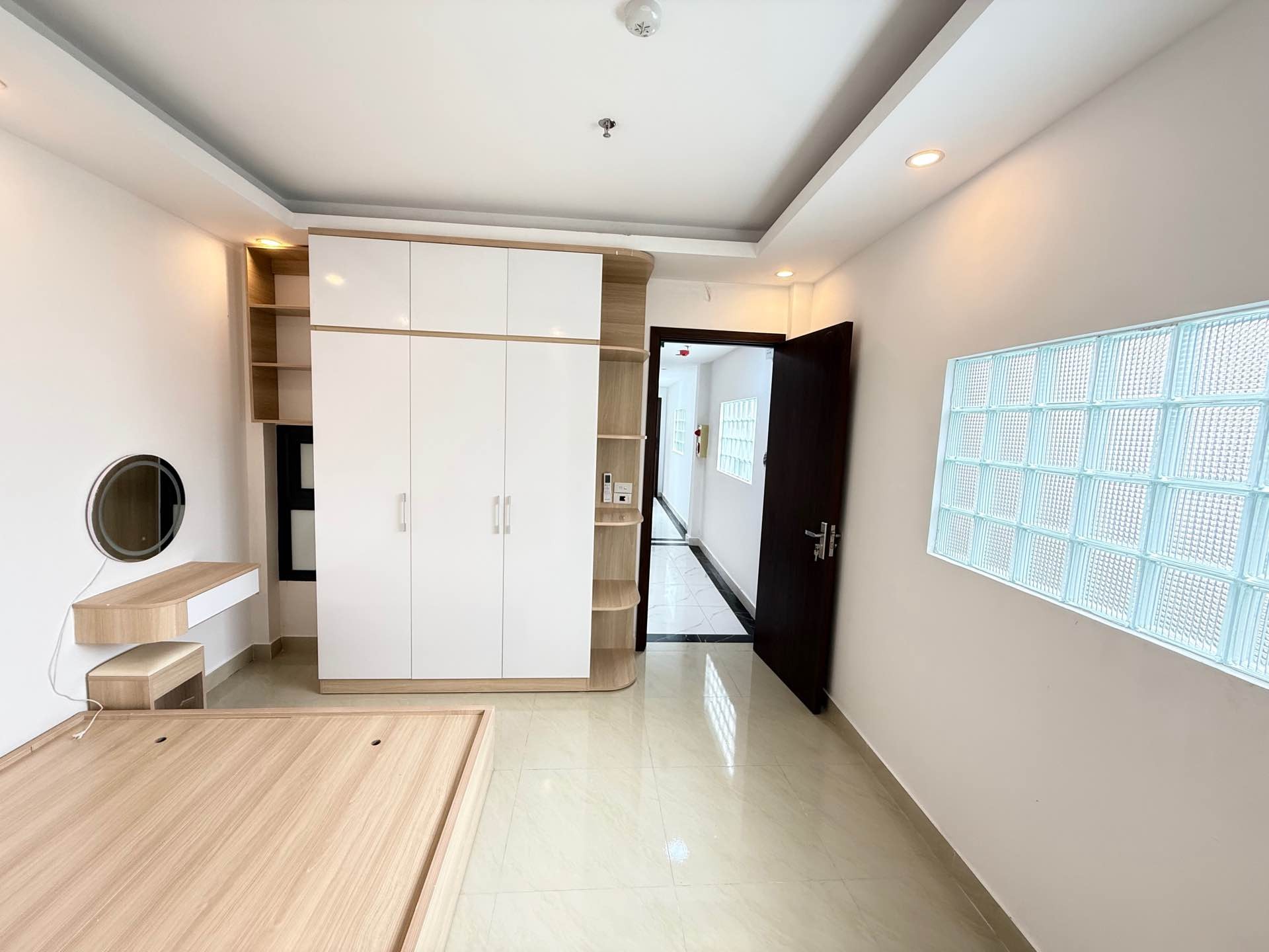 Bán nhà Kim Ngưu - diện tích 69m2 6 tầng - Thang máy - giá 13,9 tỷ