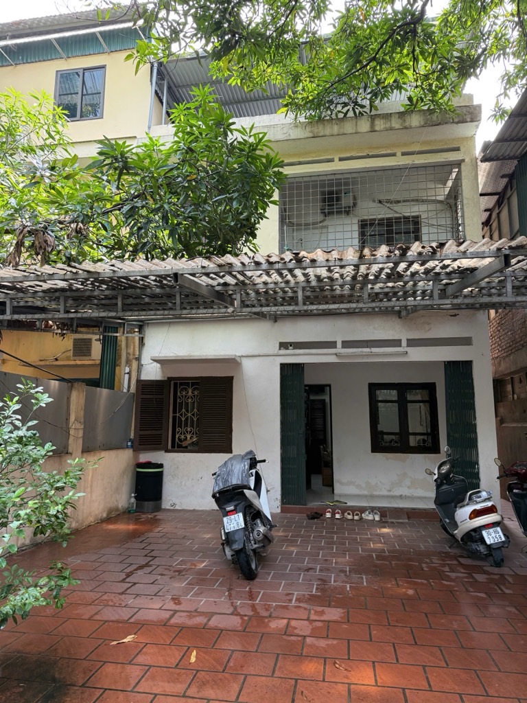 Bán nhà Hoàng Ngân - diện tích 418m2 1 tầng - Ô TÔ, KINH DOANH - giá 165 tỷ