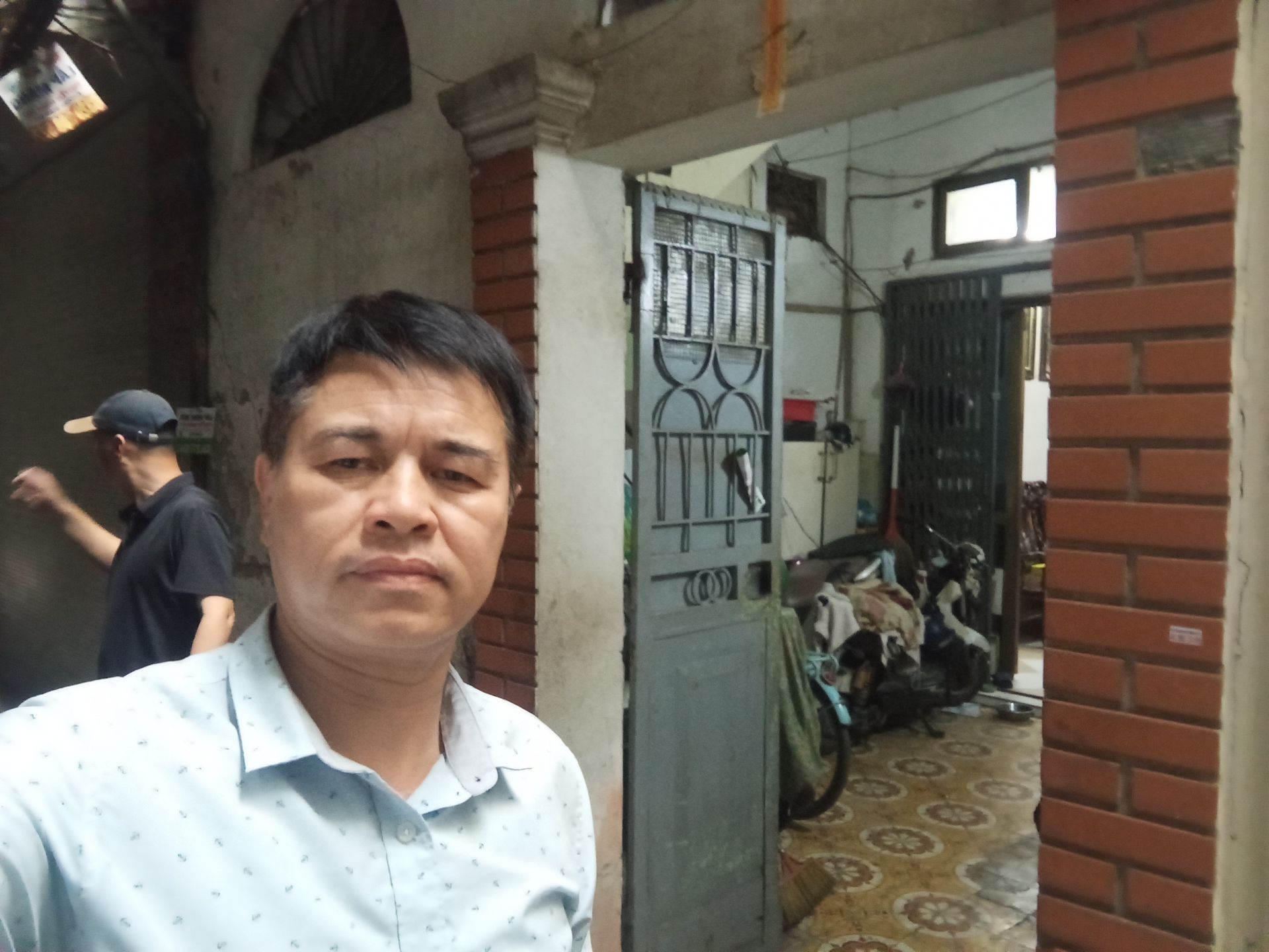 Bán nhà Tân Mai - diện tích 70m2 2 tầng - Ô tô cách 5 mét - giá 11,5 tỷ