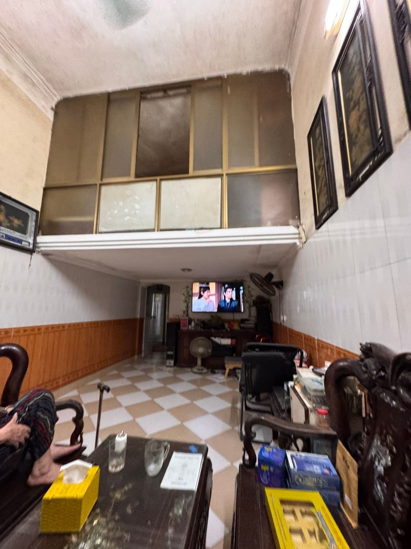 Bán nhà Tân Mai - diện tích 70m2 2 tầng - Ô tô cách 5 mét - giá 11,5 tỷ