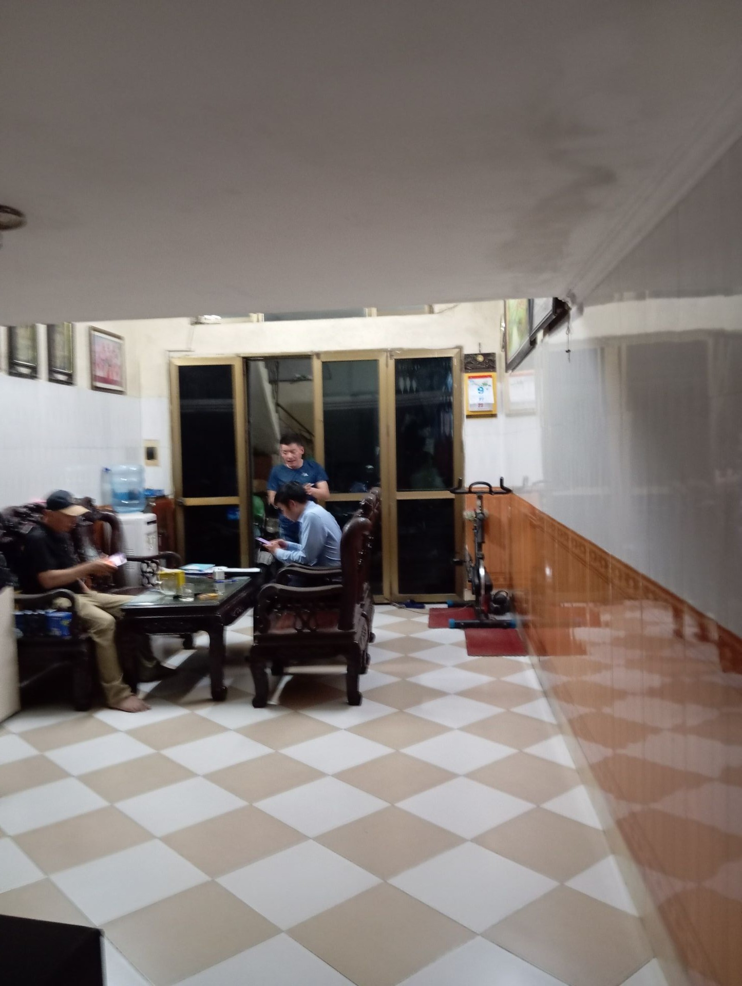 Bán nhà Tân Mai - diện tích 70m2 2 tầng - Ô tô cách 5 mét - giá 11,5 tỷ