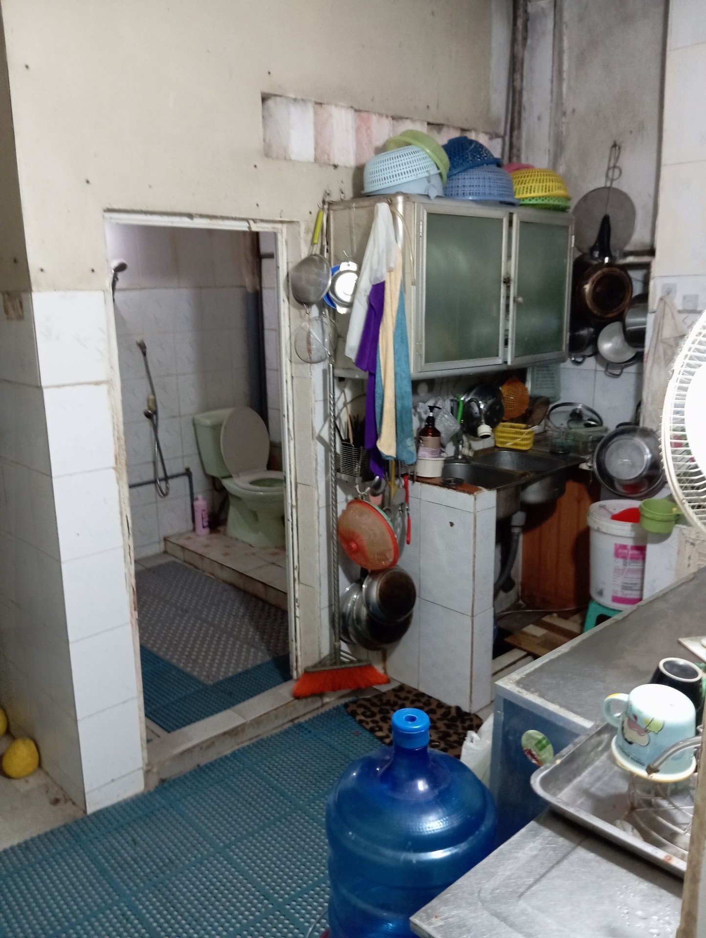 Bán nhà Tân Mai - diện tích 70m2 2 tầng - Ô tô cách 5 mét - giá 11,5 tỷ