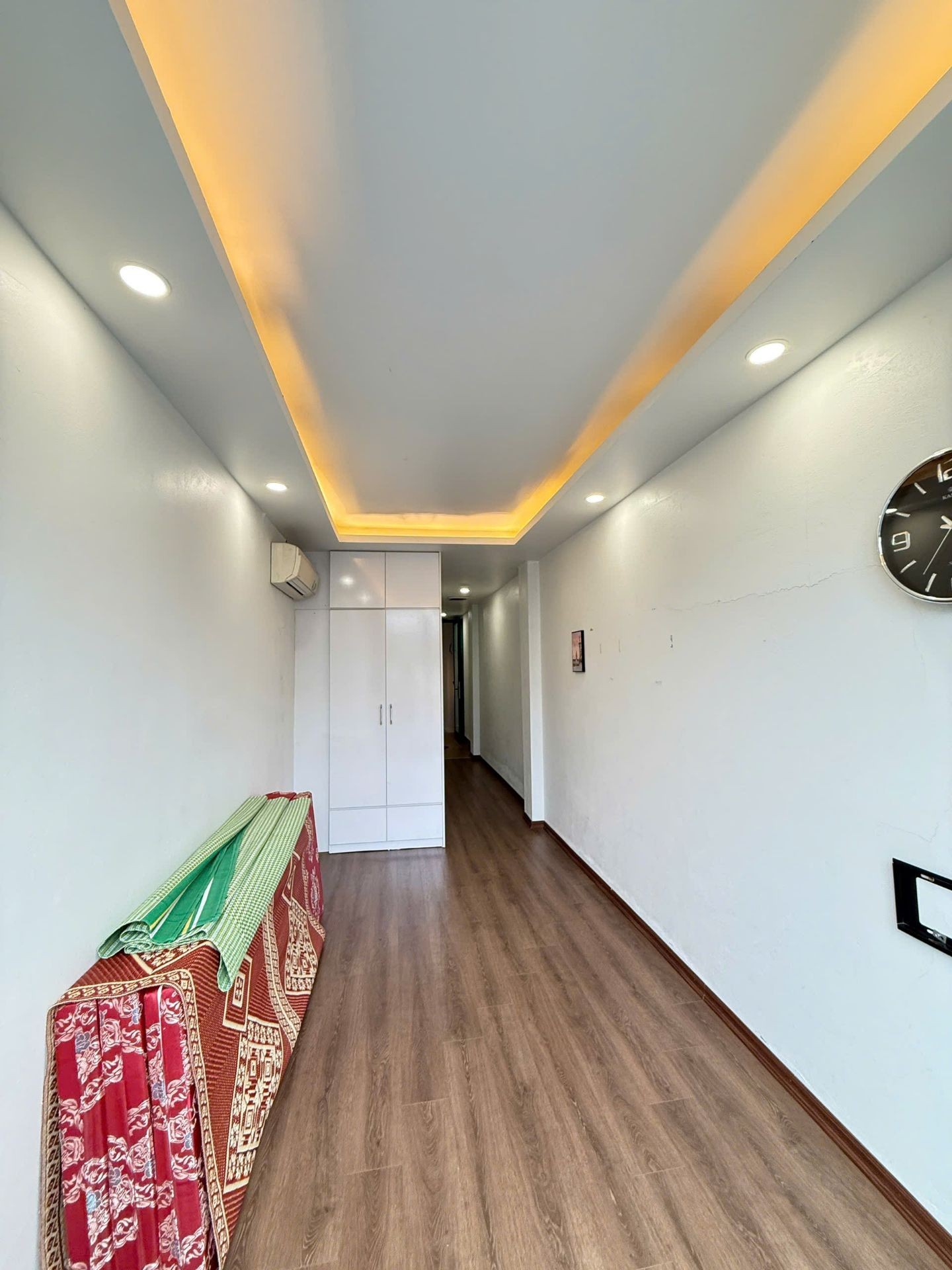 Bán nhà Minh Khai - diện tích 27m2 5 tầng - Mặt phố kinh doanh sầm uất - giá 12,6 tỷ