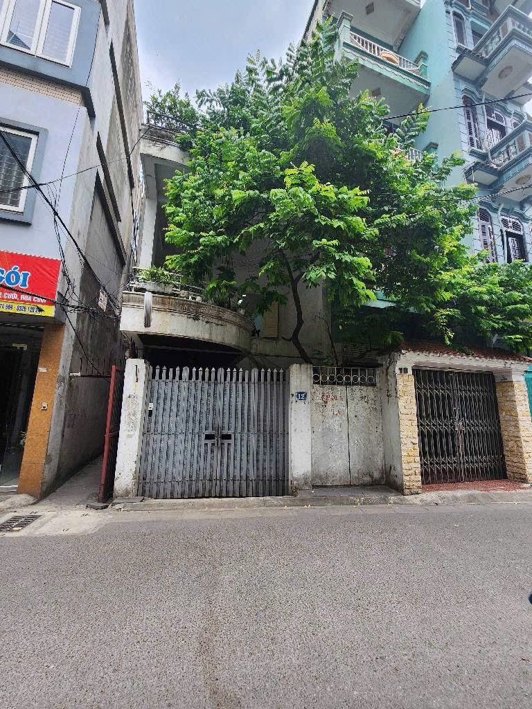 Bán nhà Hoàng Văn Thái - diện tích 106m2 3 tầng - LÔ GÓC - Ô TÔ - KINH DOANH - giá 29,8 tỷ