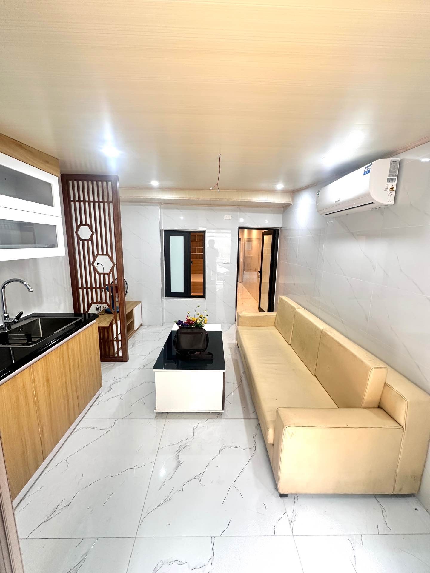 Bán nhà Tân Mai - diện tích 34m2 1 tầng - Ô tô đỗ cửa - giá 3,3 tỷ