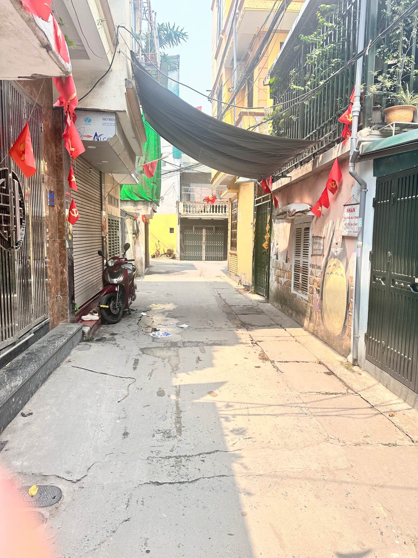 Bán nhà Tân Mai - diện tích 34m2 1 tầng - Ô tô đỗ cửa - giá 3,3 tỷ