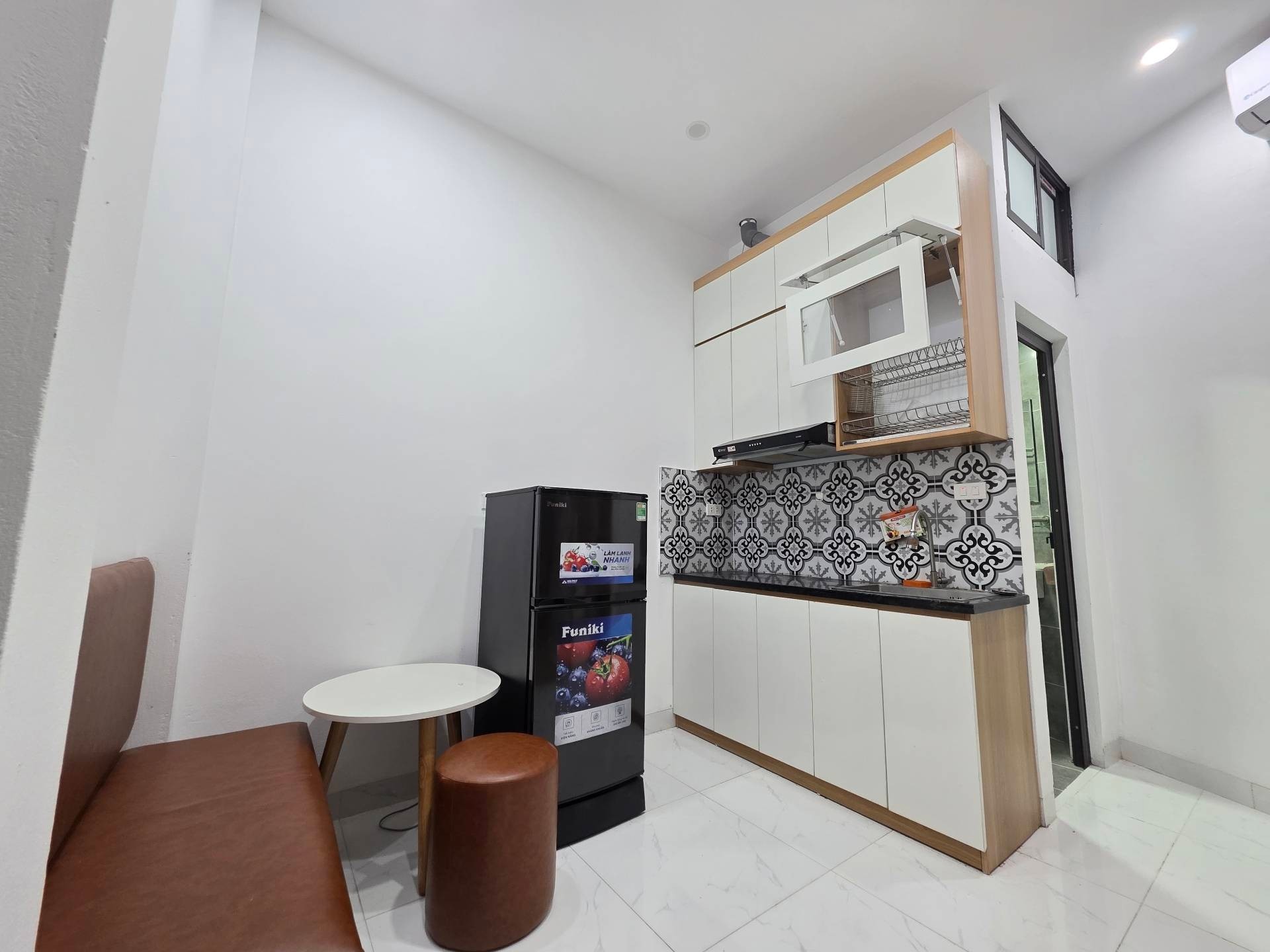 Bán nhà Minh Khai - diện tích 37m2 5 tầng - thang máy - giá 9,9 tỷ
