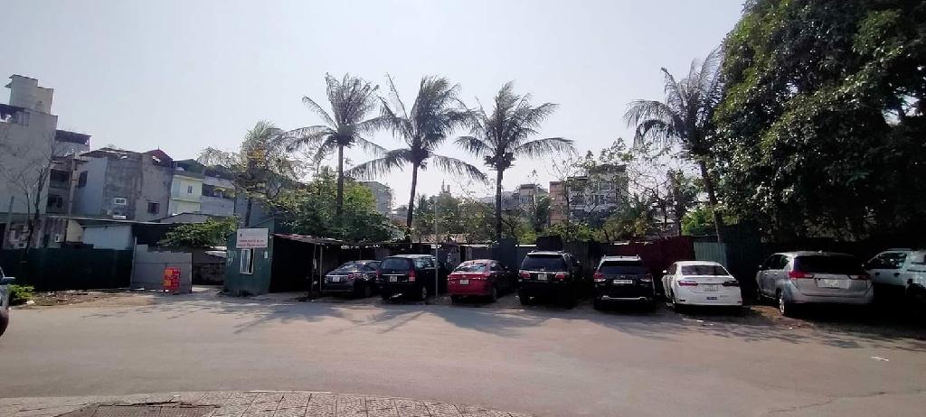 Bán nhà Kim Giang - diện tích 700m2 1 tầng - Biệt thự sân vườn - giá 45 tỷ