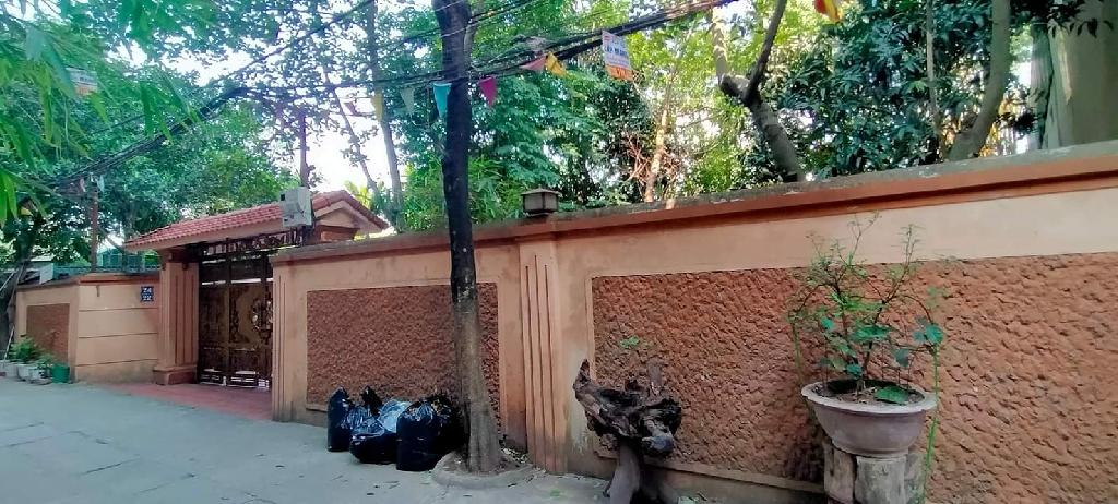 Bán nhà Kim Giang - diện tích 700m2 1 tầng - Biệt thự sân vườn - giá 45 tỷ