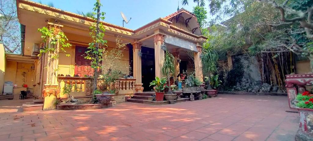 Bán nhà Kim Giang - diện tích 700m2 1 tầng - Biệt thự sân vườn - giá 45 tỷ