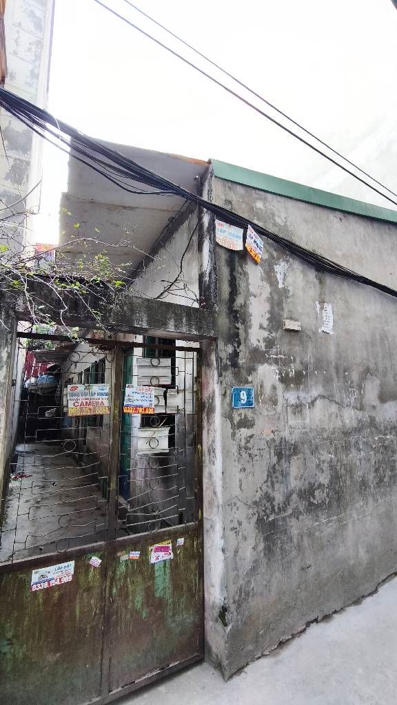 Bán nhà Định Công - diện tích 79m2 1 tầng - Nhà cấp 4, gần hồ Định Công - giá 13,7 tỷ