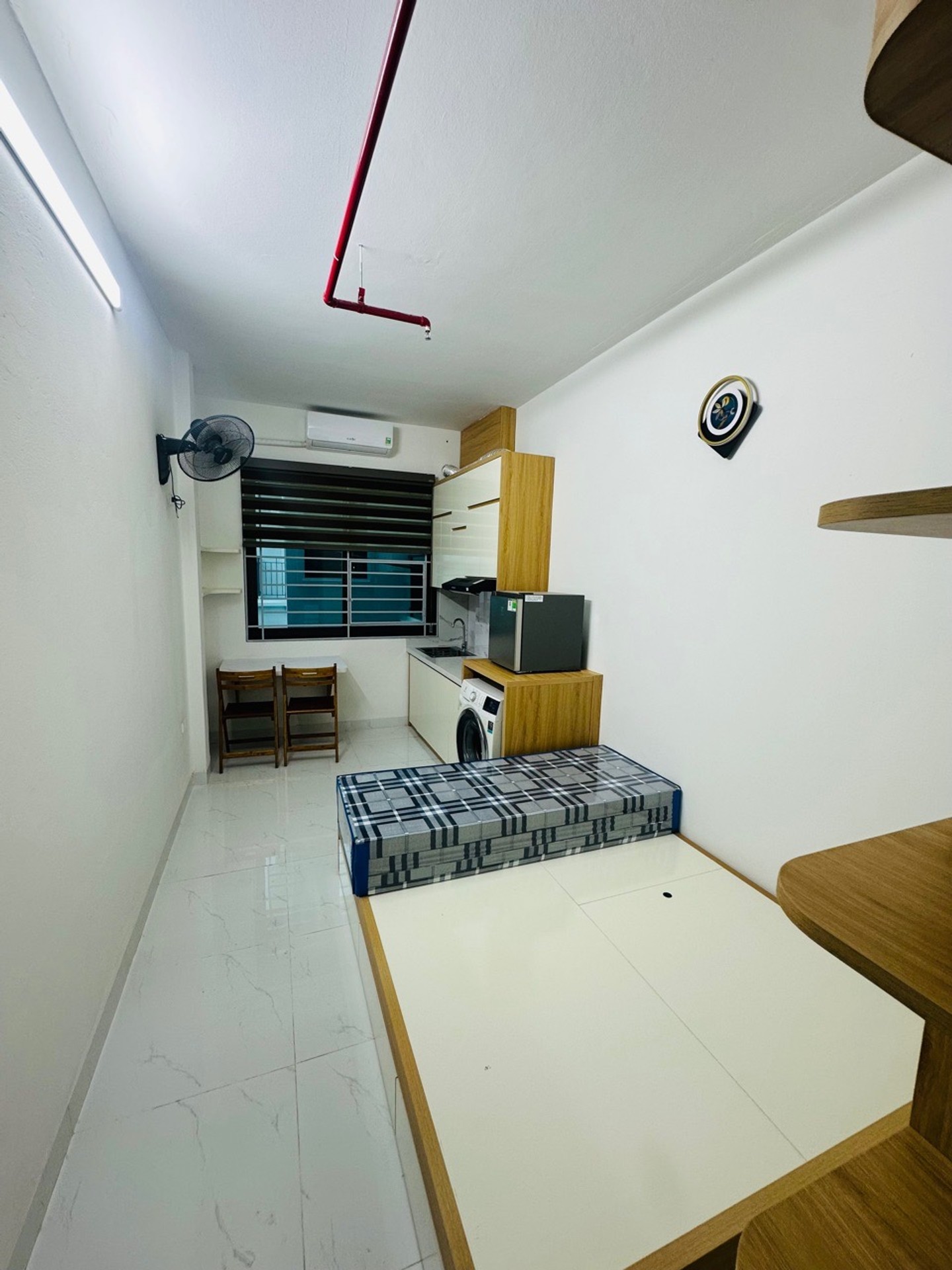 Bán nhà Trần Khát Chân - diện tích 42m2 5 tầng - Nhà đẹp full nội thất - giá 12,8 tỷ