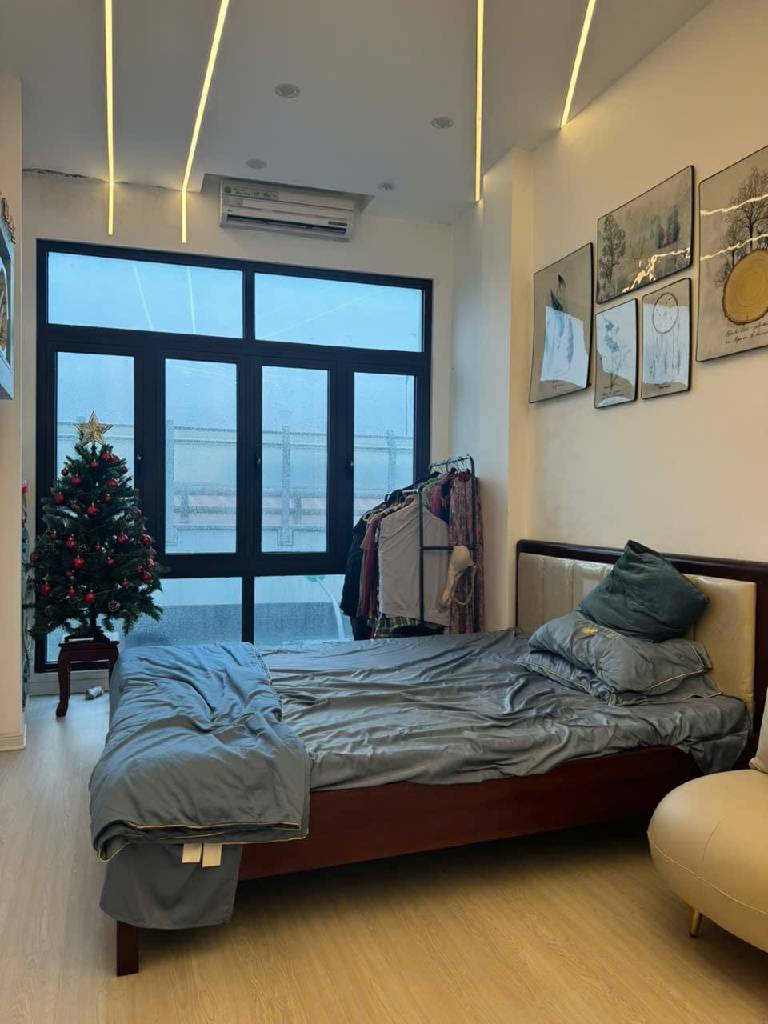 Bán nhà Trường Chinh - diện tích 31.5m2 5 tầng - Mặt phố kinh doanh sầm uất - giá 32,5 tỷ