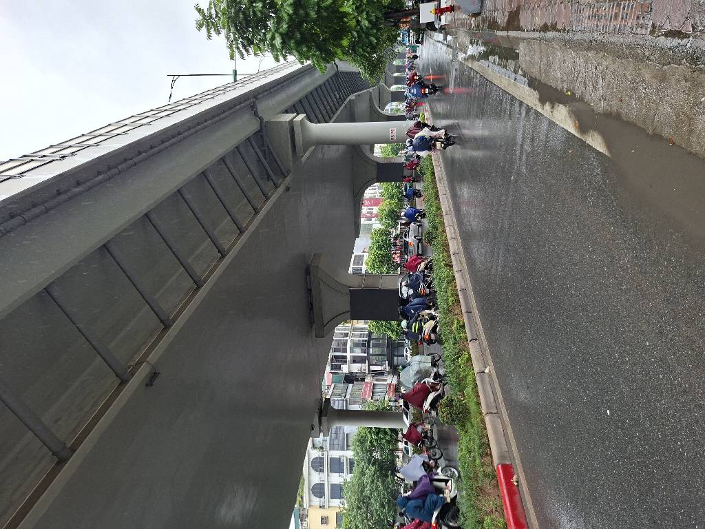 Bán nhà Trường Chinh - diện tích 31.5m2 5 tầng - Mặt phố kinh doanh sầm uất - giá 32,5 tỷ