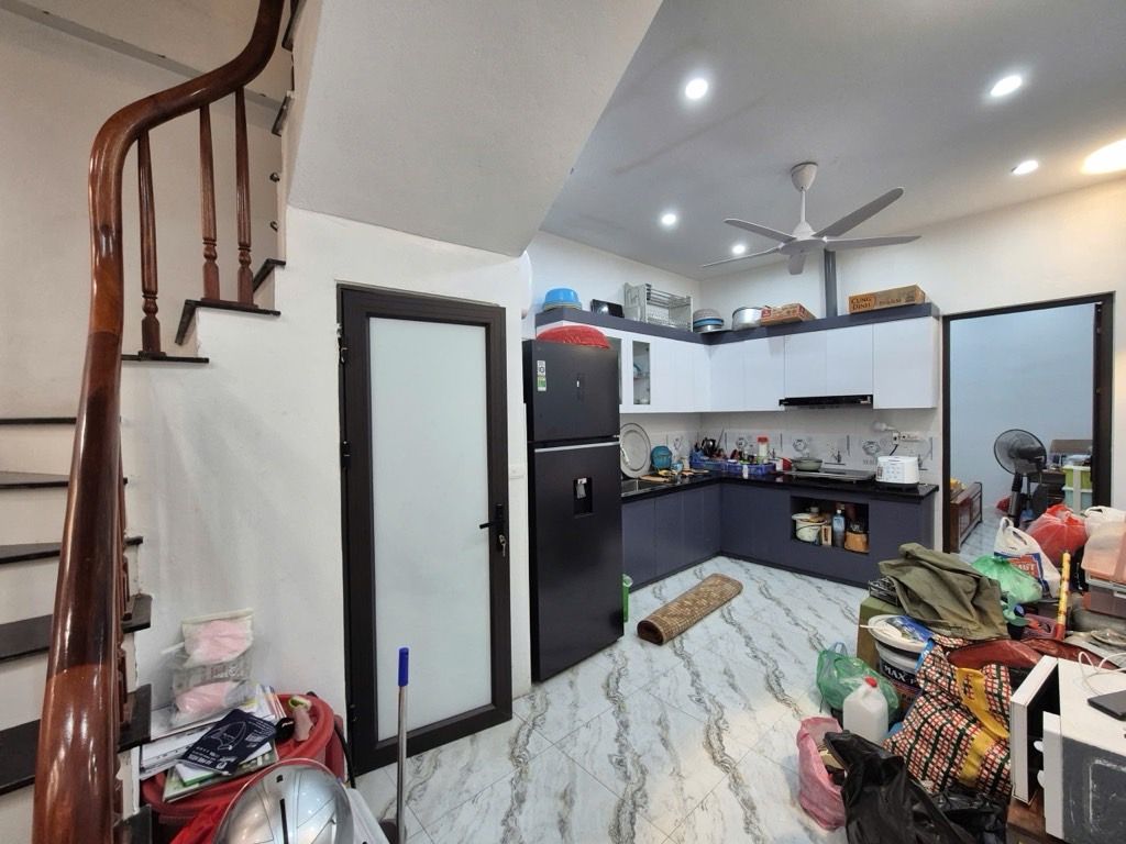 Bán nhà Định Công Hạ - diện tích 52m2 3 tầng - Nhà mặt ngõ thông - giá 4,8 tỷ